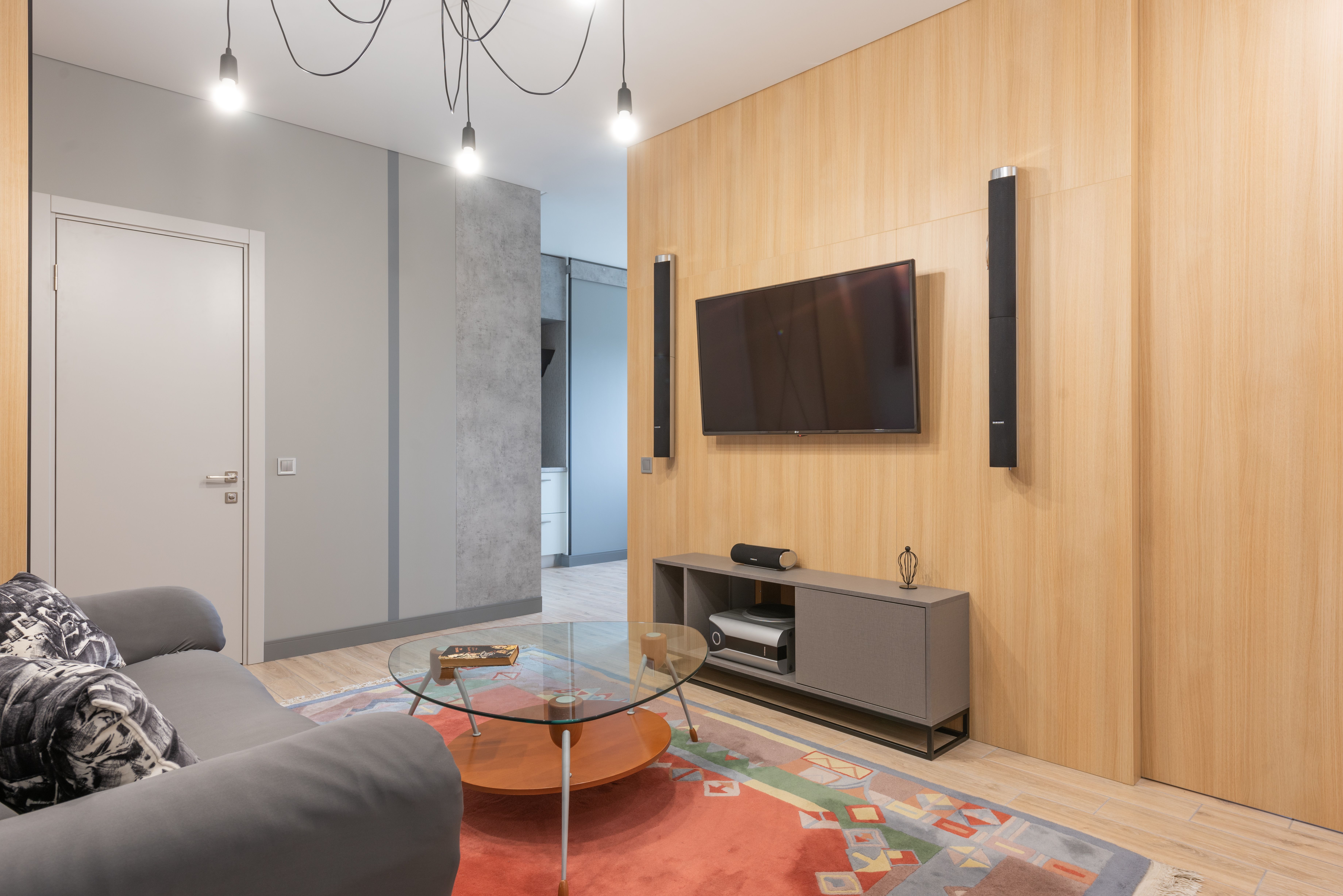 Chambre aménagée avec décor mural et ambiance enveloppante, vue 5.