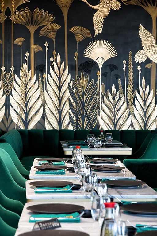 Restaurant contemporain avec ambiance intérieure travaillée, vue 5.