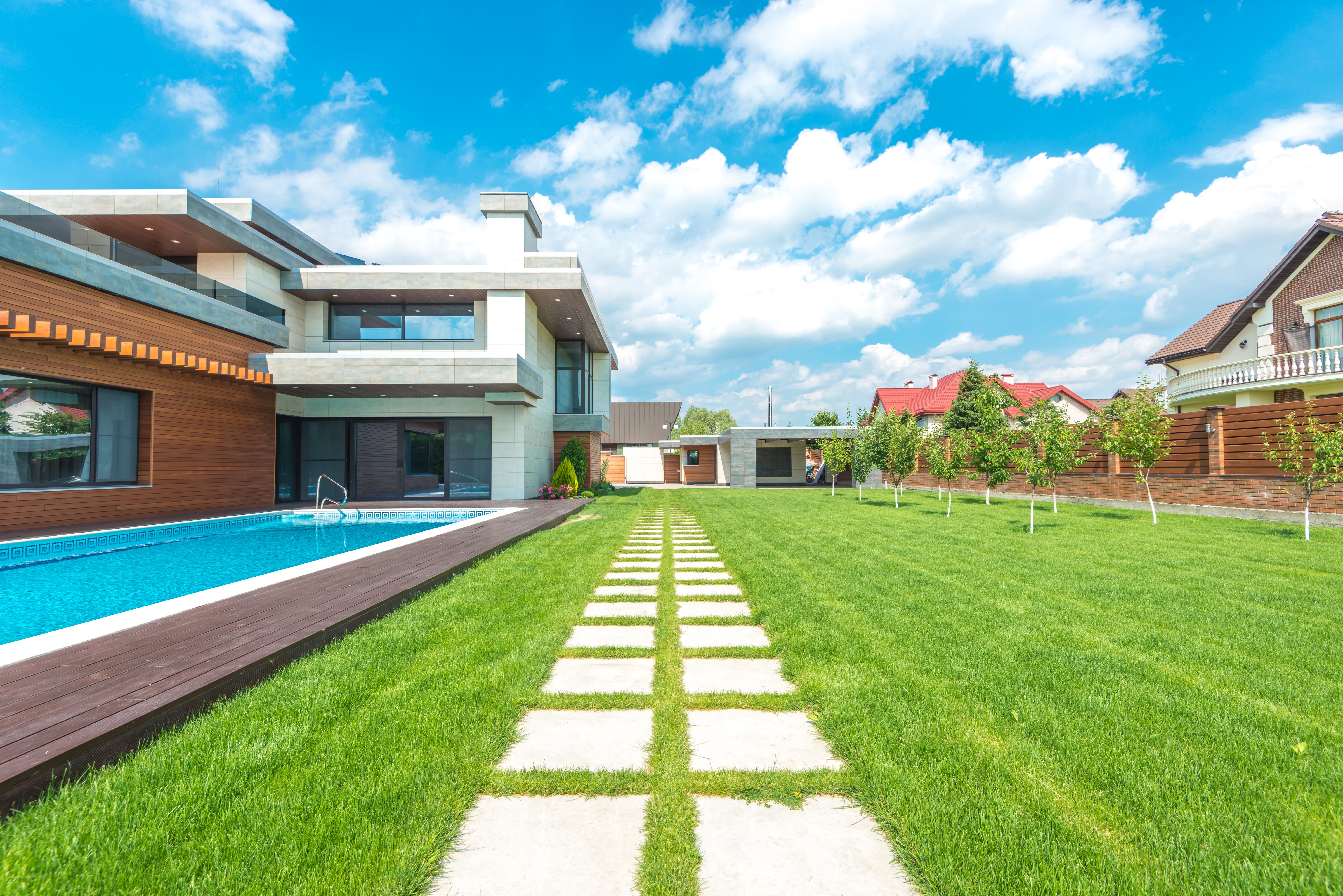 Villa contemporaine avec aménagement intérieur et extérieur, vue 5.